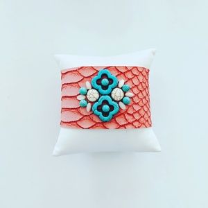 Coral cuff